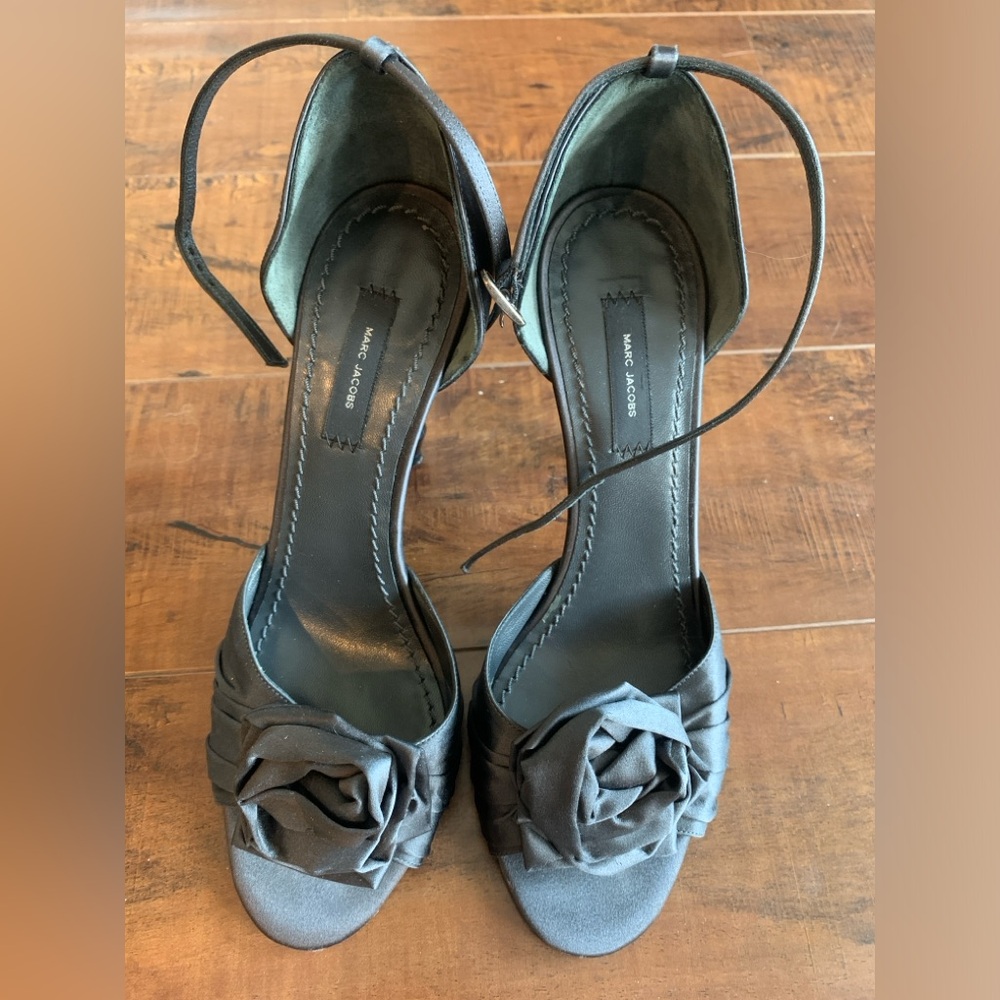 Marc Jacob flower heels